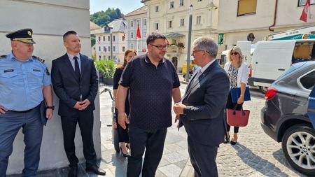 Idrijo obiskal minister Poklukar s sodelavci